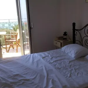 Hotel Liocharis Lourdata (Kefalonia)