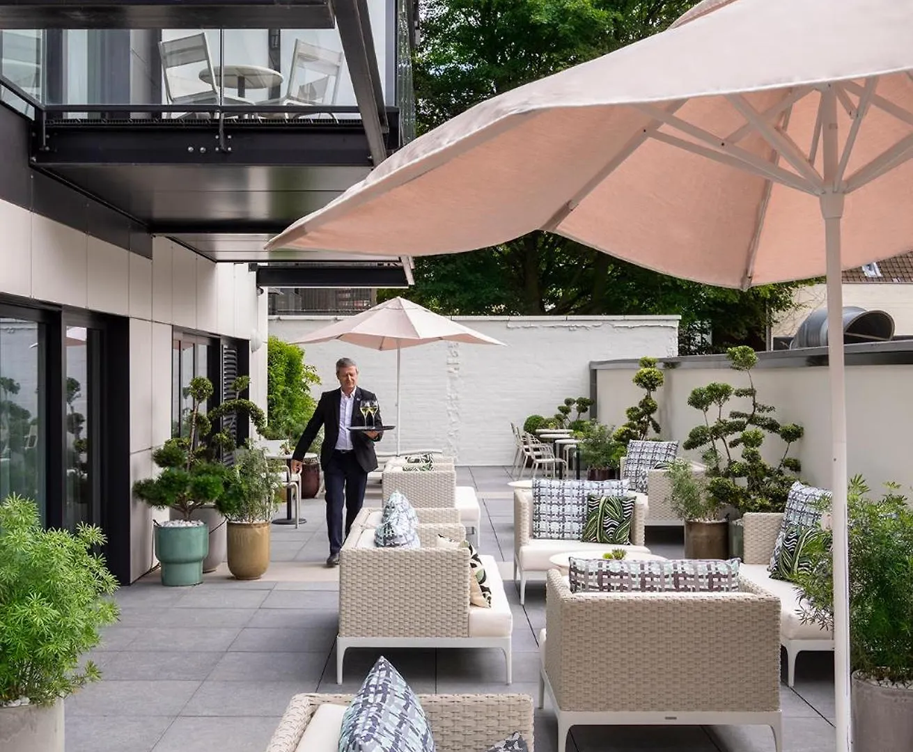 ****  L-Avenue Hotel Brussels Belgium