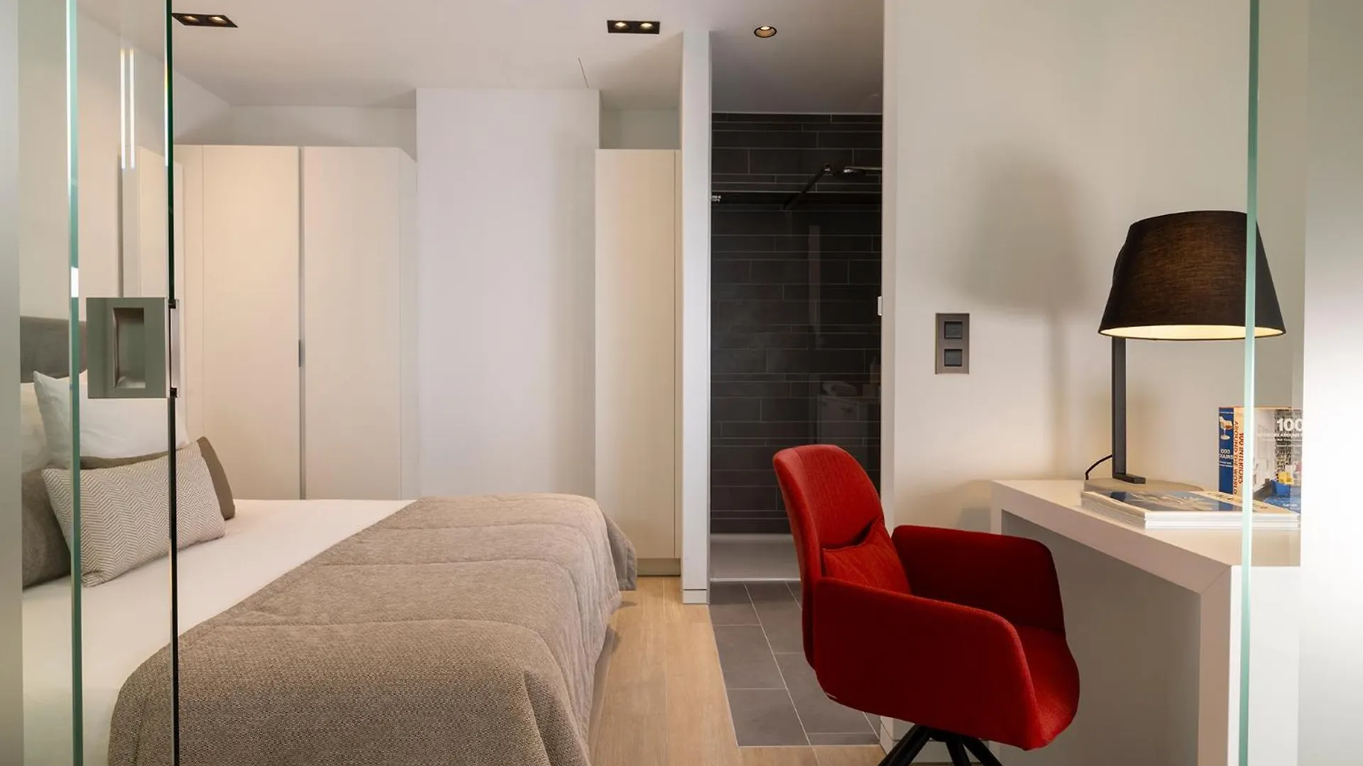 ****  L-Avenue Hotel Brussels Belgium